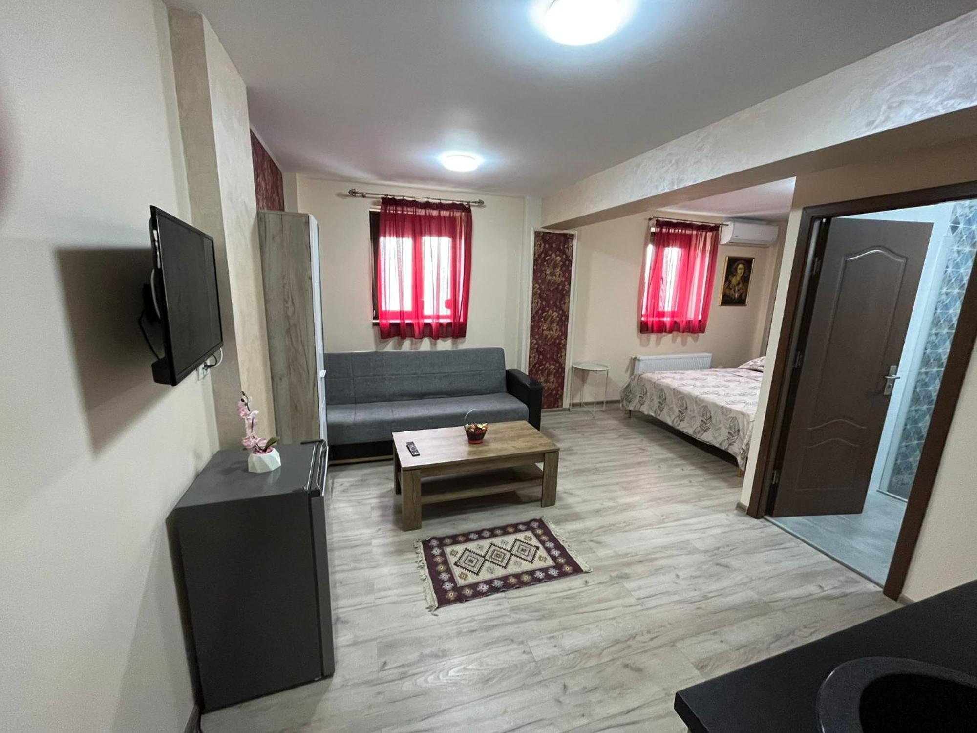 Solaria Apartment Galati  Bagian luar foto
