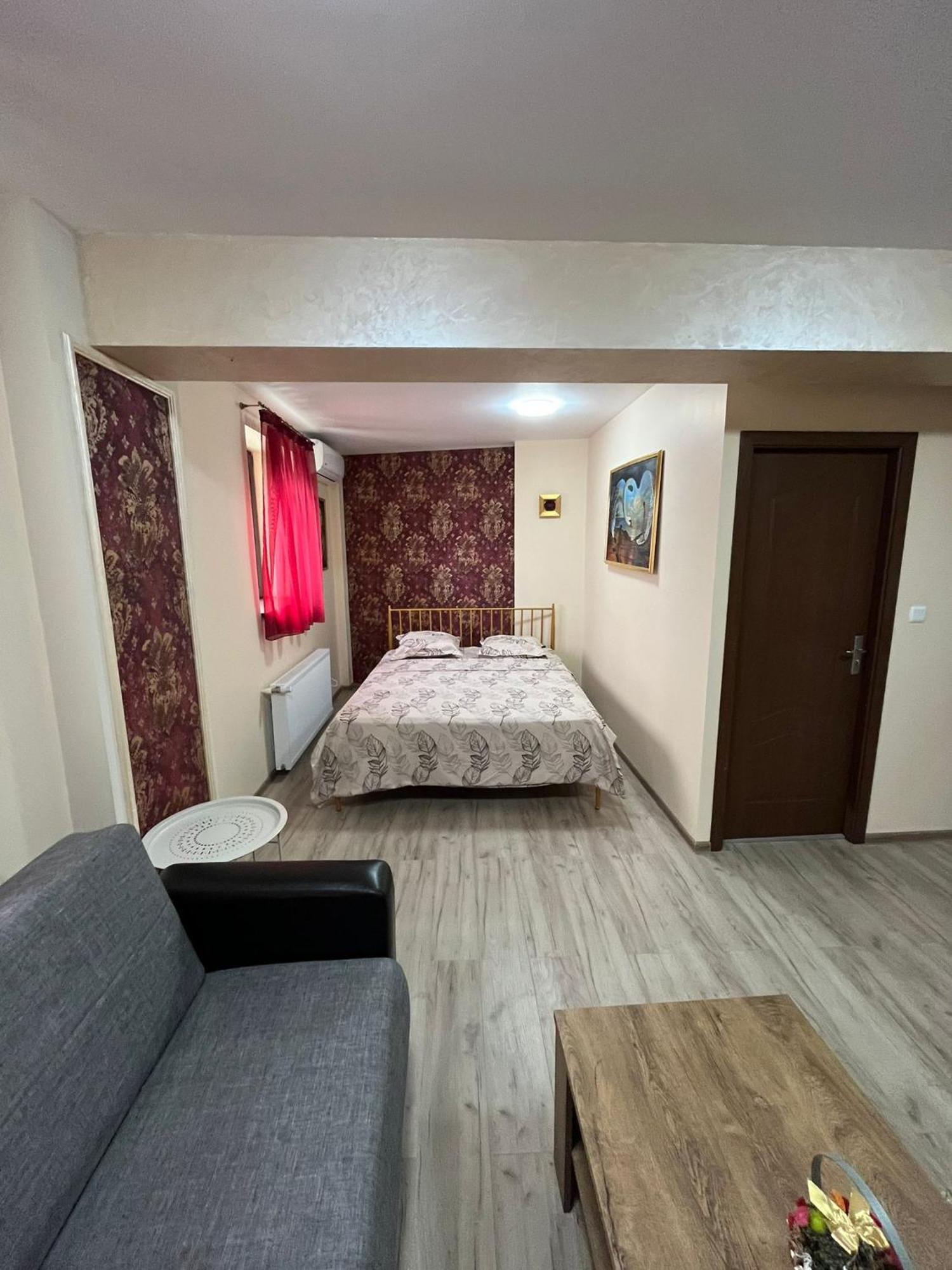 Solaria Apartment Galati  Bagian luar foto